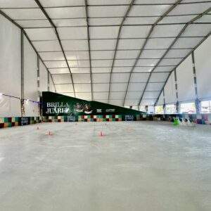 Renta de Pistas de Hielo, Tobogan y Zona de Nieve Infantil